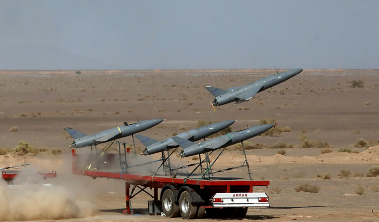 Iran aloittaa hyökkäyksen Israelia vastaan kymmenillä lennokkeilla – Tilanne kehittyy